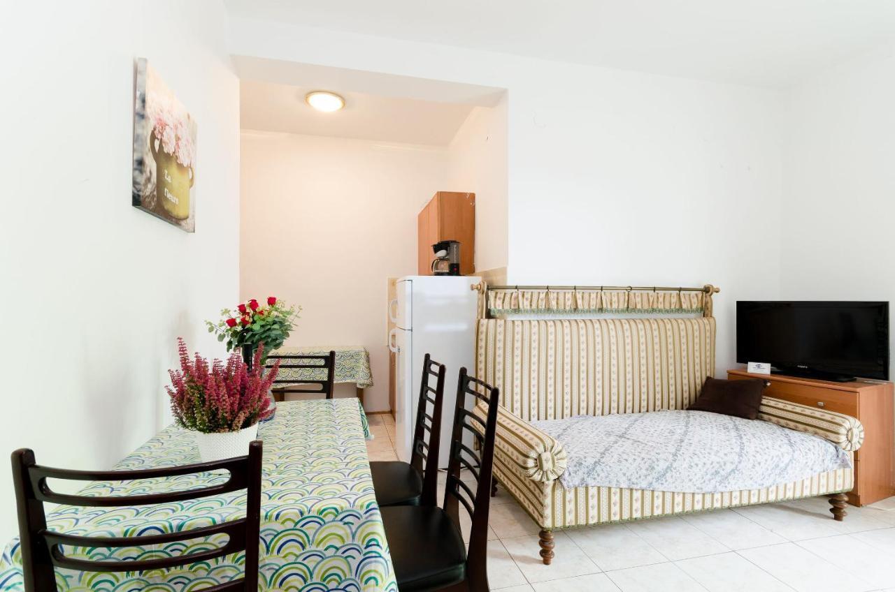 Apartments Massimo Rovinj Buitenkant foto